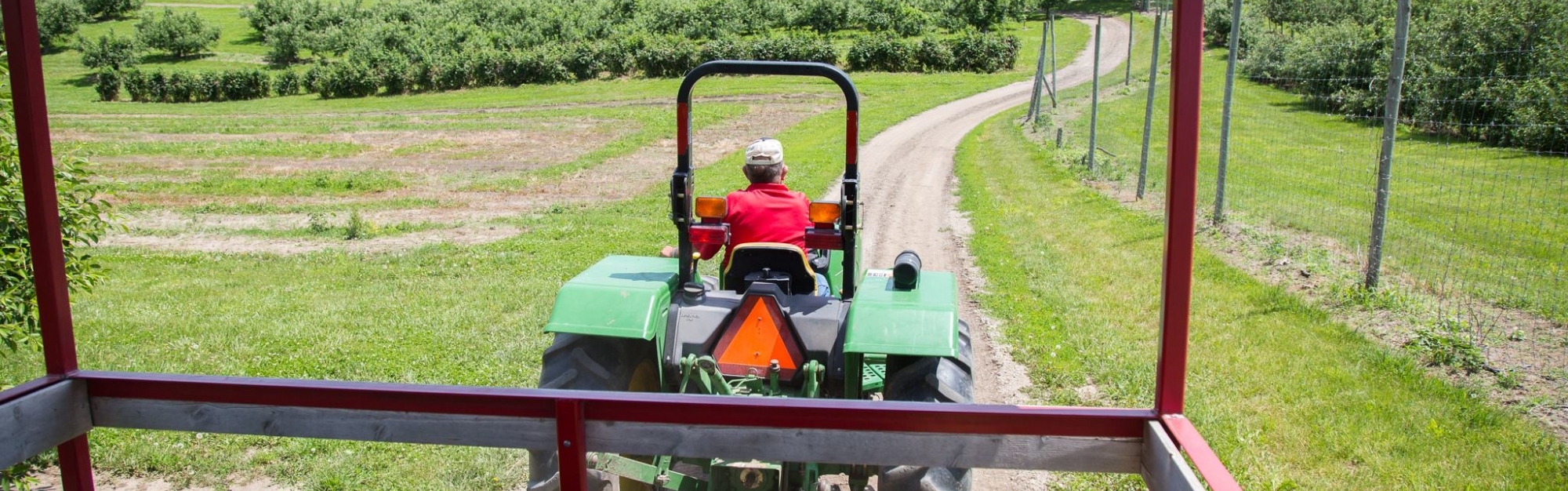 Hay Rack Rides Kimmel Orchard & Vineyard Nebraska City, NE