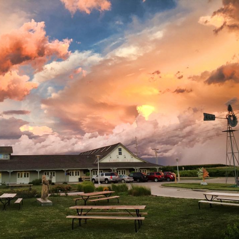 Apple Barn